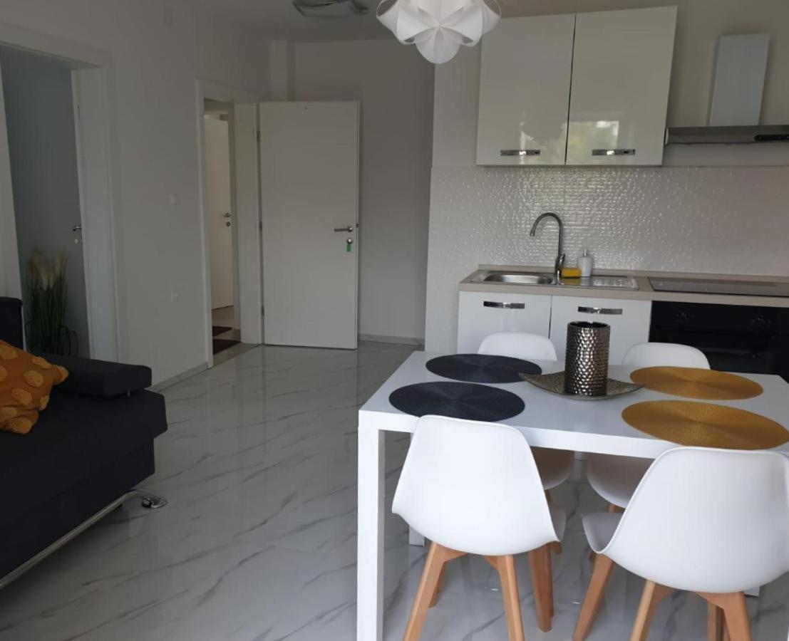 Premium Apartments Adore Novalja Dış mekan fotoğraf